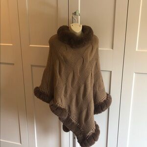NWT Cozy Brown Cable Knit Poncho Sweater